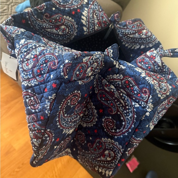 Vera Bradley Navy Paisley Tote - Picture 5 of 6